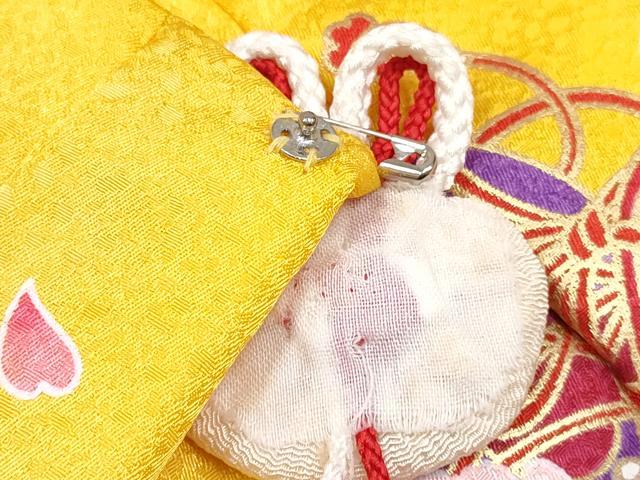平和屋着物[]七五三　女の子　３歳　祝着　三つ身　被布セット　横笛鼓花文　暈し染め　金彩　DABE7460ma