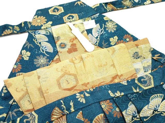 平和屋着物[]七五三　男の子　行灯袴・帯・懐剣・お守りセット　飛鶴花松文　金糸　DABE7496ma