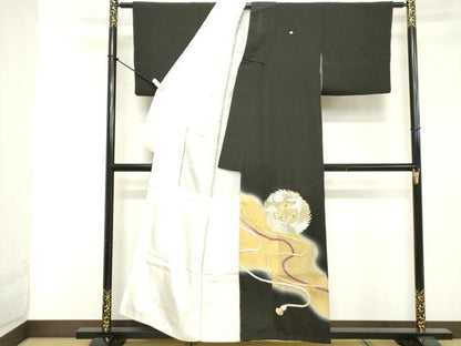 平和屋着物■豪華黒留袖 刺繍 飛鶴丸文 暈し染め 金彩 正絹 逸品 DABE7708cd