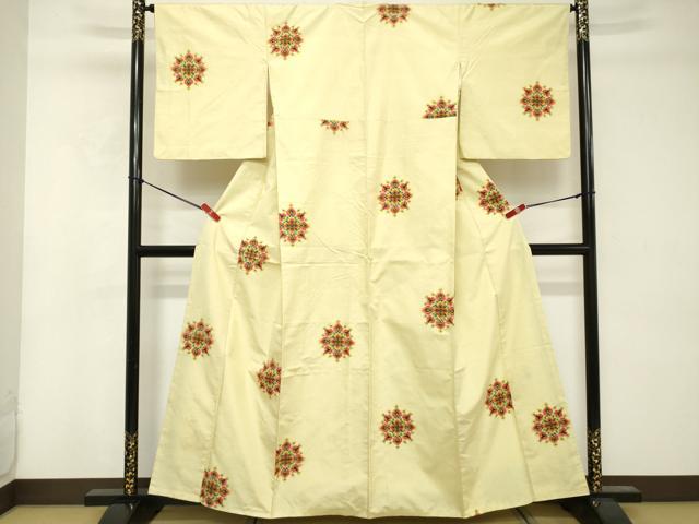 平和屋着物■上質な紬　舞花文　正絹　逸品　DABE7807cd