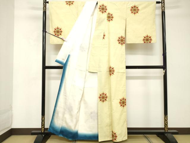 平和屋着物■上質な紬　舞花文　正絹　逸品　DABE7807cd