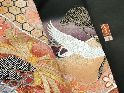 平和屋着物■豪華黒留袖　作家物　駒刺繍　宝尽くし飛鶴花文　暈し染め　金彩　正絹　逸品　DABE8529qa