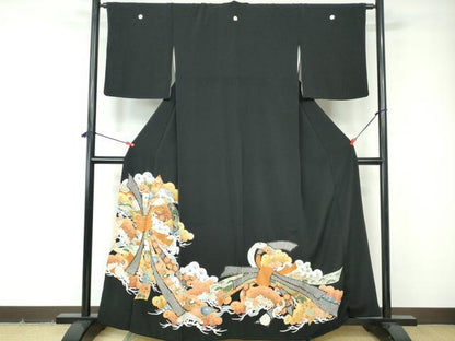 平和屋着物■豪華黒留袖 駒刺繍 束ね熨斗枝松花文 正絹 逸品 DABE8559qa
