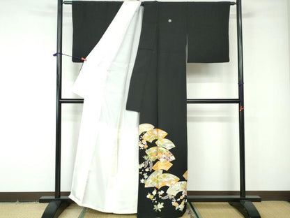 平和屋着物■豪華黒留袖 駒刺繍 地紙花文 金彩 正絹 逸品 DABE8561qa