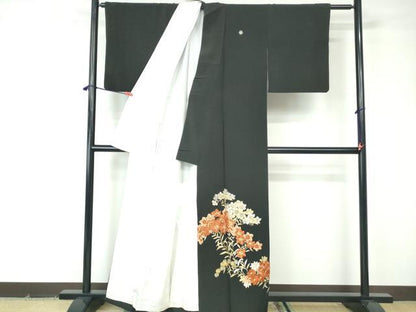 平和屋着物■豪華黒留袖　総刺繍　駒刺繍　草花文　金銀糸　正絹　逸品　DABE8594qa