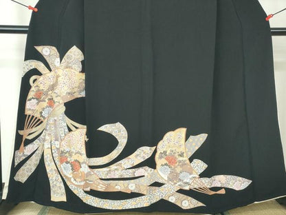 平和屋着物■豪華黒留袖　駒刺繍　扇面花鳥文　金彩　正絹　逸品　DABE8603qa