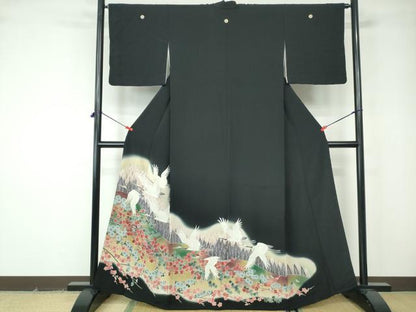 平和屋着物■豪華黒留袖　群鶴樹林花文　暈し染め　正絹　逸品　DABE8619qa