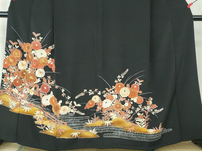 平和屋着物■豪華黒留袖 駒刺繍 流水菊尽くし文 金彩 正絹 逸品 DABE8629qa