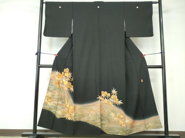 平和屋着物■豪華黒留袖 作家物 駒刺繍 立波葉尽くし文 健龍 暈し染め 金彩 正絹 逸品 DABE8639qa