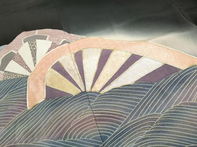 平和屋着物■豪華黒留袖 駒刺繍 立波片輪車文 暈し染め 金彩 正絹 逸品 DABE8839qa