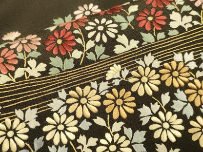 平和屋着物■豪華黒留袖 総刺繍 流水花文 金糸 正絹 逸品 DABE9549du