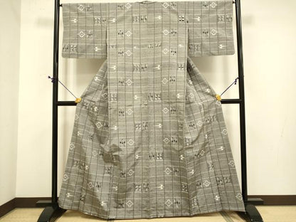 平和屋着物●上質な紬　琉球絣文様　正絹　逸品　DABE9625du