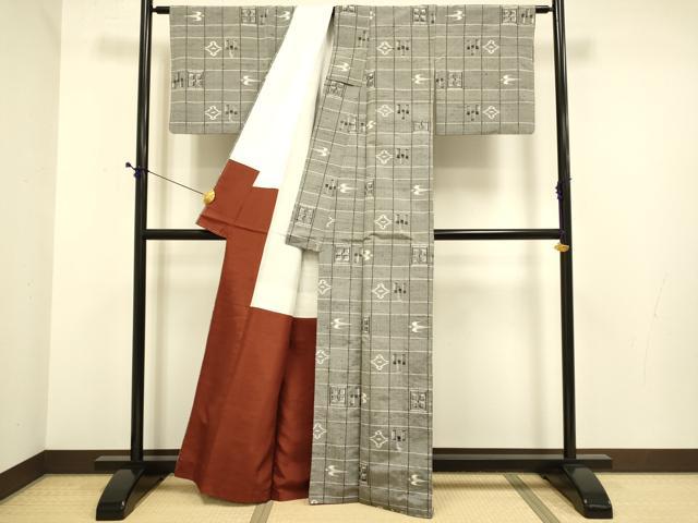 平和屋着物●上質な紬　琉球絣文様　正絹　逸品　DABE9625du