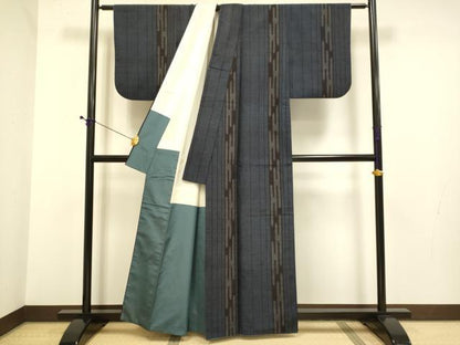 平和屋着物●結城紬　80亀甲　エ霞間道　正絹　逸品　DABE9633du