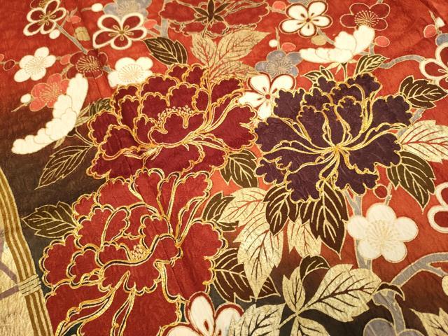 平和屋着物●豪華振袖　駒刺繍　草花文　暈し染め　金彩　正絹　逸品　DABE9672du