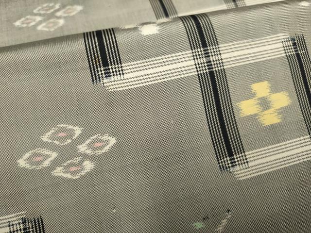 平和屋着物●本場琉球絣　紬　正絹　逸品　DABE9682du