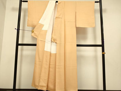 平和屋着物■上質な色無地 違い鷹の羽地紋 小麦色 正絹 逸品 DABE9706du