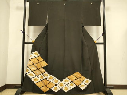 平和屋着物■豪華黒留袖 駒刺繍 花菱文 金彩 正絹 逸品 DABE9708du