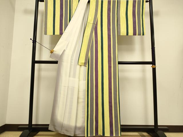 平和屋着物▼上質な小紋　宝尽くし吉祥花間道　地紋起こし　正絹　逸品　DABE9734du