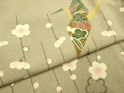 平和屋着物●小紋　折り鶴　梅　洗える着物　DABE9748du