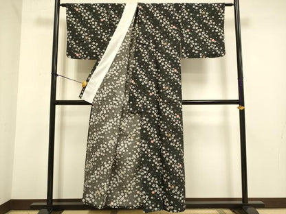 平和屋着物▽小紋　単衣　舞桜文　黒地　洗える着物　DABE9783du