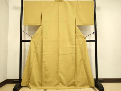 平和屋着物▽色無地　単衣　紗綾形地紋　黄朽葉色　洗える着物　DABE9818du
