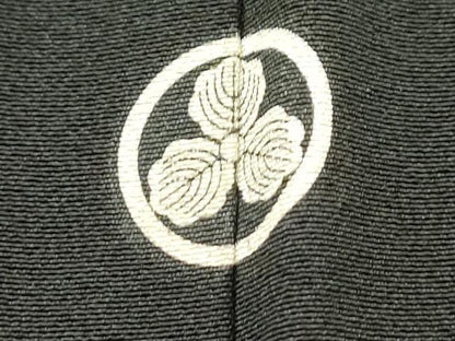 平和屋着物■豪華黒留袖　作家物　駒刺繍　風景花松文　金彩　正絹　逸品　DABF0088ea