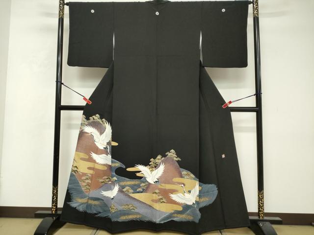 平和屋着物■豪華黒留袖　作家物　駒刺繍　重ね山飛鶴松文　金彩　正絹　逸品　DABF0200ea