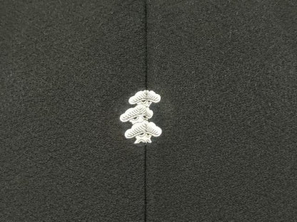平和屋着物■豪華黒留袖　手描き　老松　舞桜文　暈し染め　金彩　胴抜き仕立て　正絹　逸品　DABF0203ea