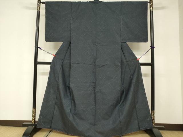 平和屋着物■本場大島紬　7マルキ　幾何学文様　反端付き　正絹　逸品　未使用　DABF0226ea