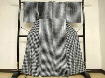 平和屋着物■上質な小紋　梅繋ぎ　やまと誂製　正絹　逸品　DABF0269ea