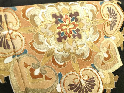 平和屋着物■豪華黒留袖　駒刺繍　正倉院花文　金彩　正絹　逸品　DABF0286ea