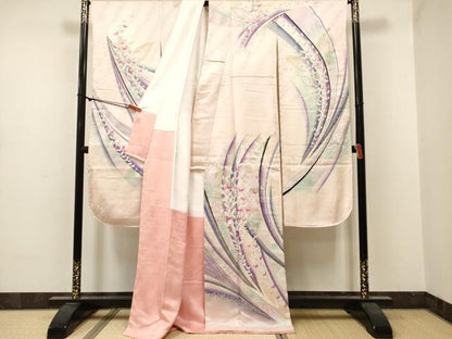 平和屋着物■豪華振袖　リチャード・クレイダーマン　孔雀舞蝶文　金彩　正絹　逸品　DABF0503ea