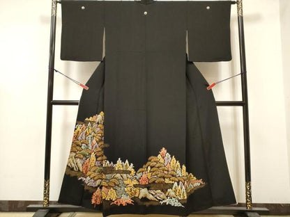平和屋着物■豪華黒留袖　樹林風景文　金彩　正絹　逸品　DABF0507ea