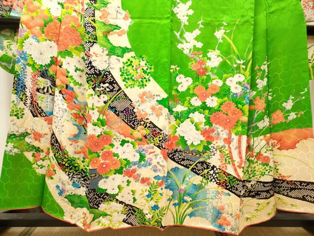 平和屋着物■豪華振袖　駒刺繍　花車飾花文　御簾　金彩　正絹　逸品　DABF0512ea