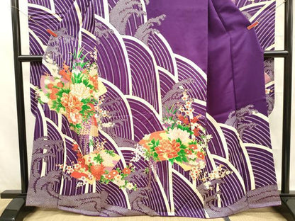 平和屋着物■豪華振袖　駒刺繍　立波地紙草花文　金彩　正絹　逸品　DABF0575ya