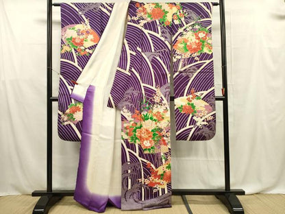 平和屋着物■豪華振袖　駒刺繍　立波地紙草花文　金彩　正絹　逸品　DABF0575ya