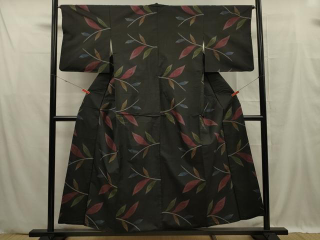 平和屋着物■本場大島紬　7マルキ　枝葉文　正絹　逸品　DABF0602ya