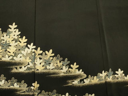 平和屋着物■豪華黒留袖　松葉文　金彩　正絹　逸品　DABF0920ya