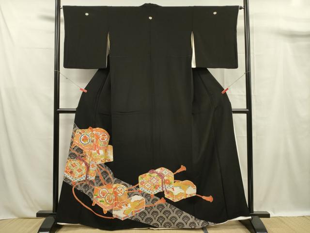 平和屋着物■豪華黒留袖 駒刺繍 花文箱 宝尽くし 金彩 正絹 逸品 DABF0931ya