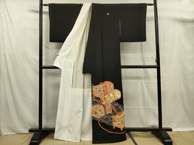 平和屋着物■豪華黒留袖 駒刺繍 花文箱 宝尽くし 金彩 正絹 逸品 DABF0931ya