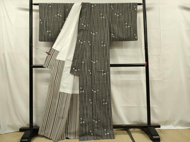 平和屋着物■小紋　舞桜文　黒地　洗える着物　DABF0987ya
