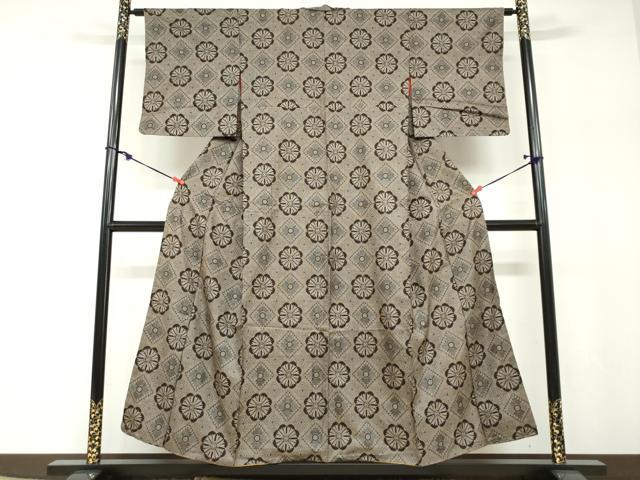 平和屋着物●本場大島紬　割り込み絣　花菱文　正絹　逸品　DABF1160ud