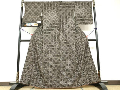 平和屋着物●本場大島紬　7マルキ　古代染色純泥染　草花菱文　証紙付き　正絹　逸品　DABF1174ud
