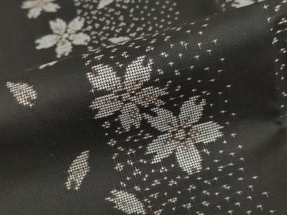 平和屋着物●本場大島紬　地空き　9マルキ　舞桜間道　正絹　逸品　DABF1194ud