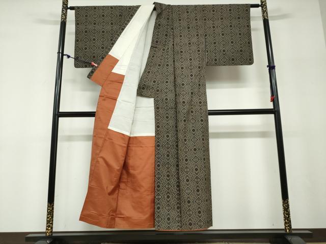 平和屋着物●本場大島紬　龍郷絣　菱文　正絹　逸品　DABF1199ud