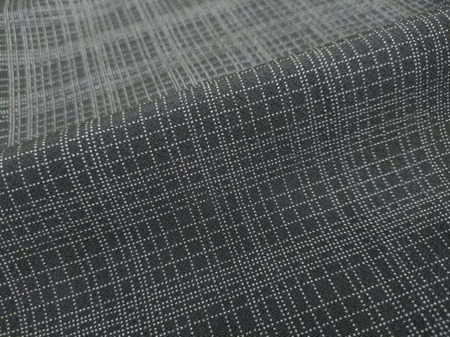 平和屋着物●男性　伝統工芸師　服部光擴　小紋　格子　黒地　裏地：東京染伝統工芸士　金田昇　キングサイズ　正絹　逸品　DABF1209ud