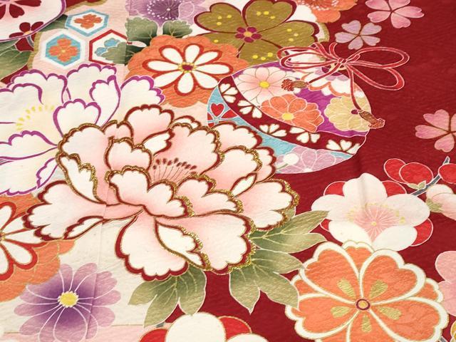 平和屋着物●豪華振袖　刺繍　手毬草花文　金彩　正絹　逸品　DABF1217ud