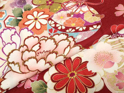 平和屋着物●豪華振袖　刺繍　手毬草花文　金彩　正絹　逸品　DABF1217ud