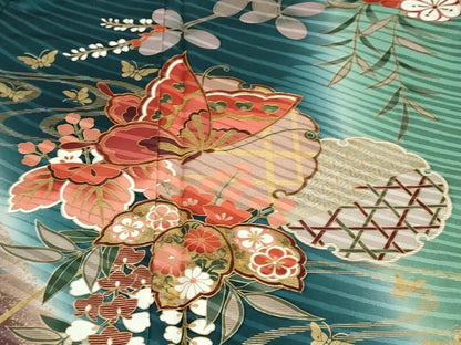 平和屋着物●豪華振袖　雪輪花蝶文　暈し染め　金彩　正絹　逸品　DABF1239ud